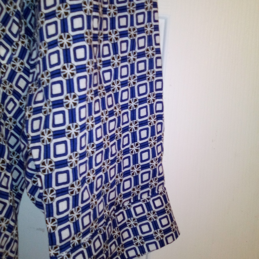 Navy Blue White Geometric Print Button Down Shirt Blouse Collared High Low Tunic - Picture 3 of 5